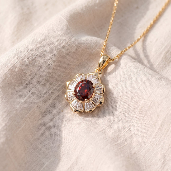 Kaulakoru Kavella Solcrimson